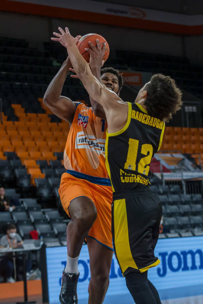 轻的厄德高 轻的厄德高