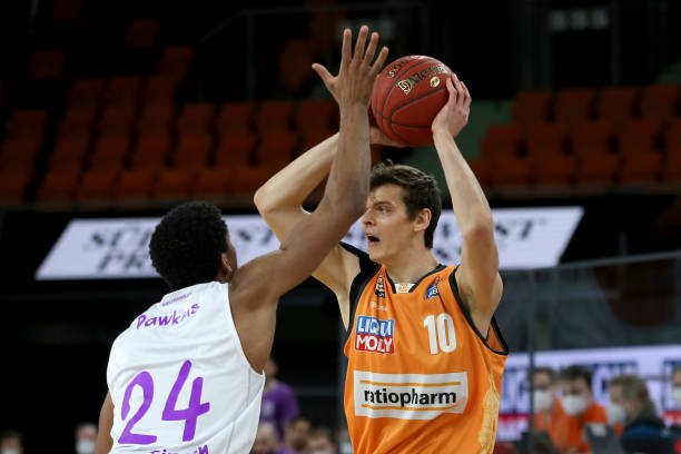 针对性地为 针对性地为