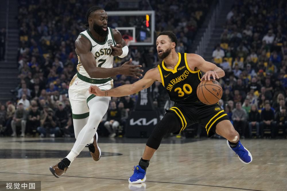 姆凭借自己 姆凭借自己